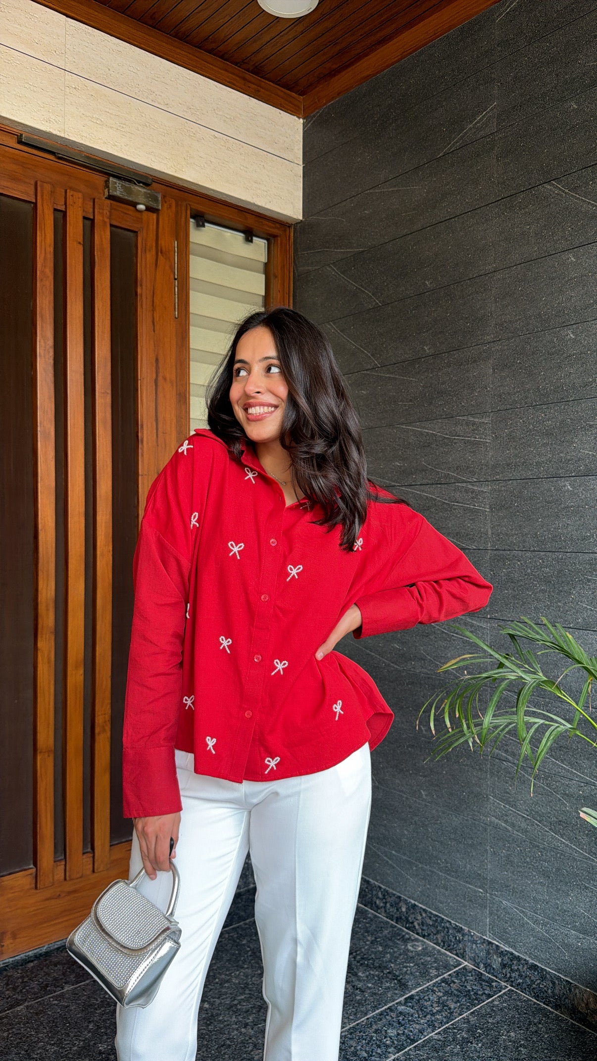 PEARL BOWS SHIRT - RED