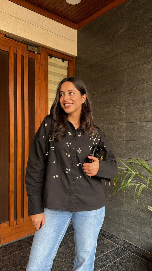 SCATTERED PEARL SHIRT - BLACK